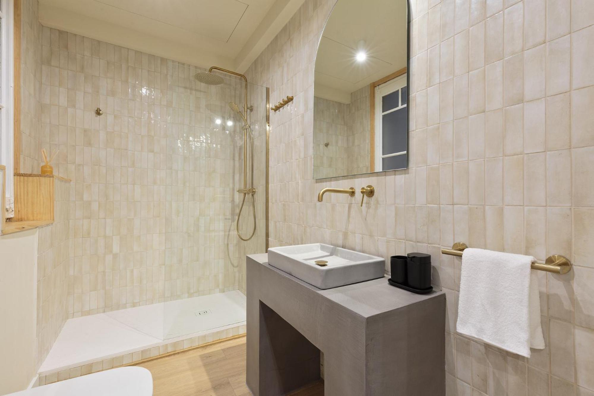Diagonal Apartments By Olala Homes Barcelona Luaran gambar