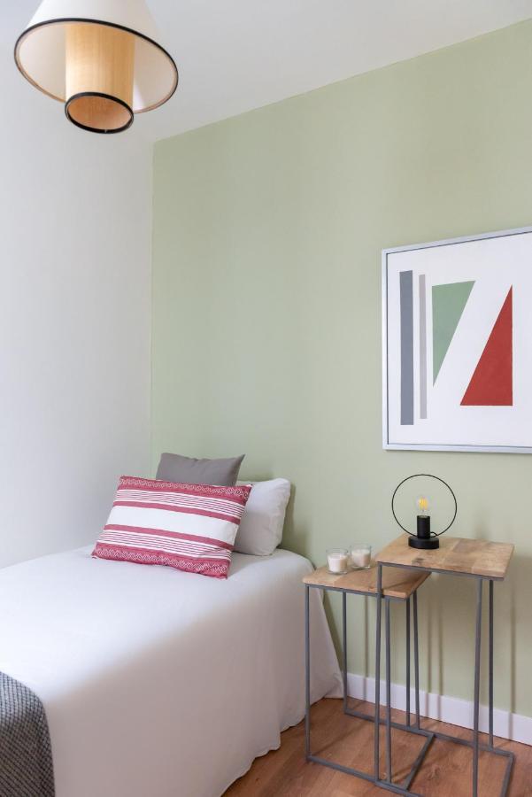Diagonal Apartments By Olala Homes Barcelona Luaran gambar